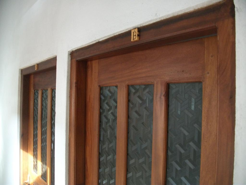 Sunny Side 89 Hotel Galle Room photo