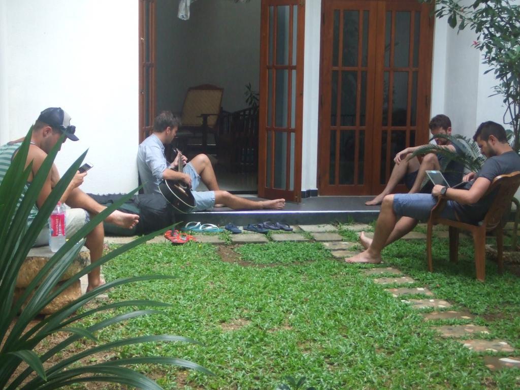 Sunny Side 89 Hotel Galle Exterior photo